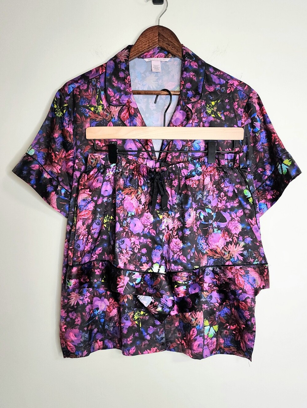 Victoria's Secret Deadstock Silky ButterflyFloral Short Sleeve Pajama Set Medium